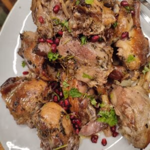 Ahjus küpsetatud mee - ja küüslaugu marinaadis broilerikintsuliha 1kg