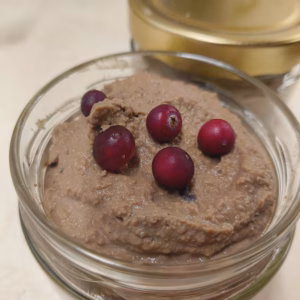 Hõrk kanamaksapasteet jõhvikate, kukeseente ja päikesekuivatatud tomatitega 250g